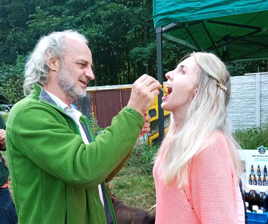 Czy CBD z konopi może hamować rozwój nowotworów? Co mówią badania naukowe