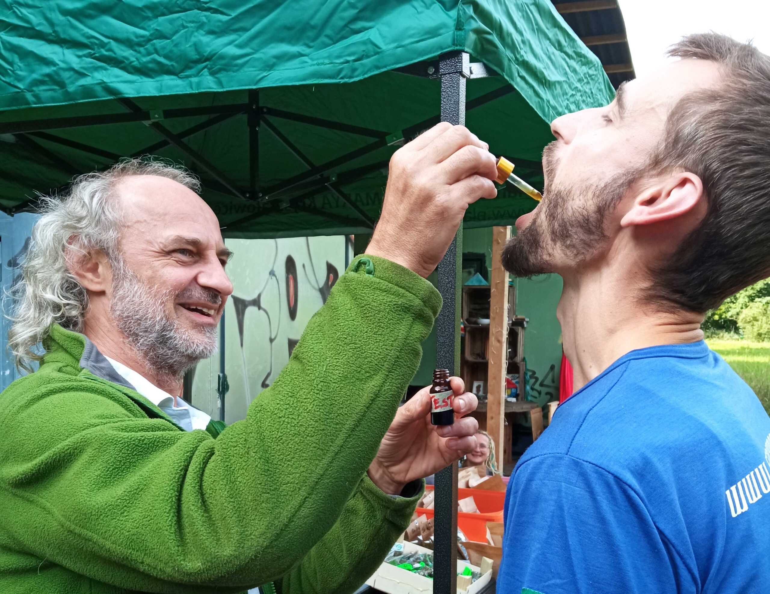 Jak dawkować olejek CBD i CBG? Poradnik Certyfikowanego Terapeuty Konopnego